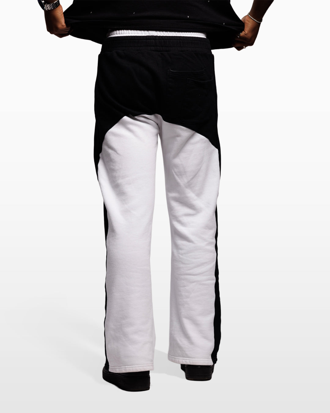 DOUBLE LAYERED SWEATS-2